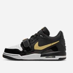 NWT* AIR JORDAN LEGACY 312 LOW (5.5)
